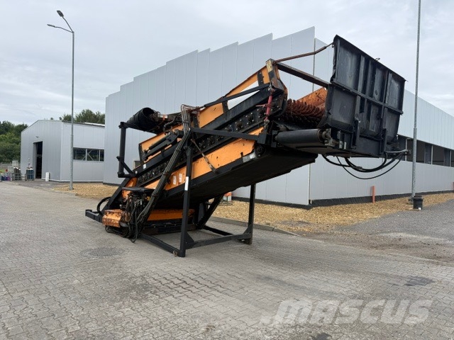 Doppstadt DHS 512 PRZESIEWACZ GWIAZDKOWY DOCZEPIANY Mobile screeners