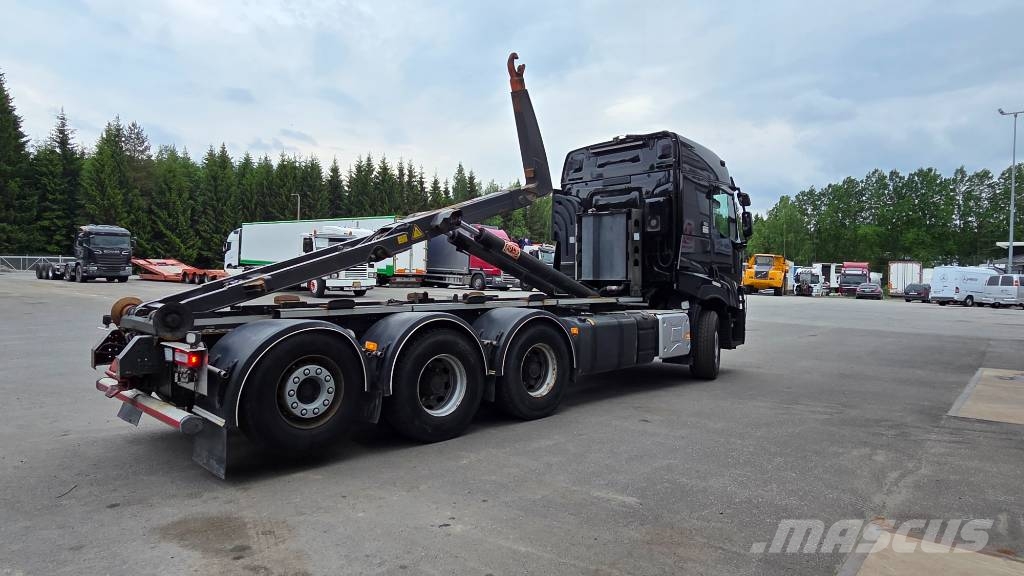Volvo Renu C530 8x4 Koukkulava kuorma-autot