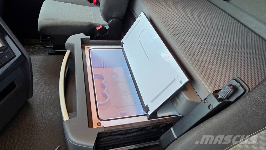 Volvo Renu C530 8x4 Koukkulava kuorma-autot