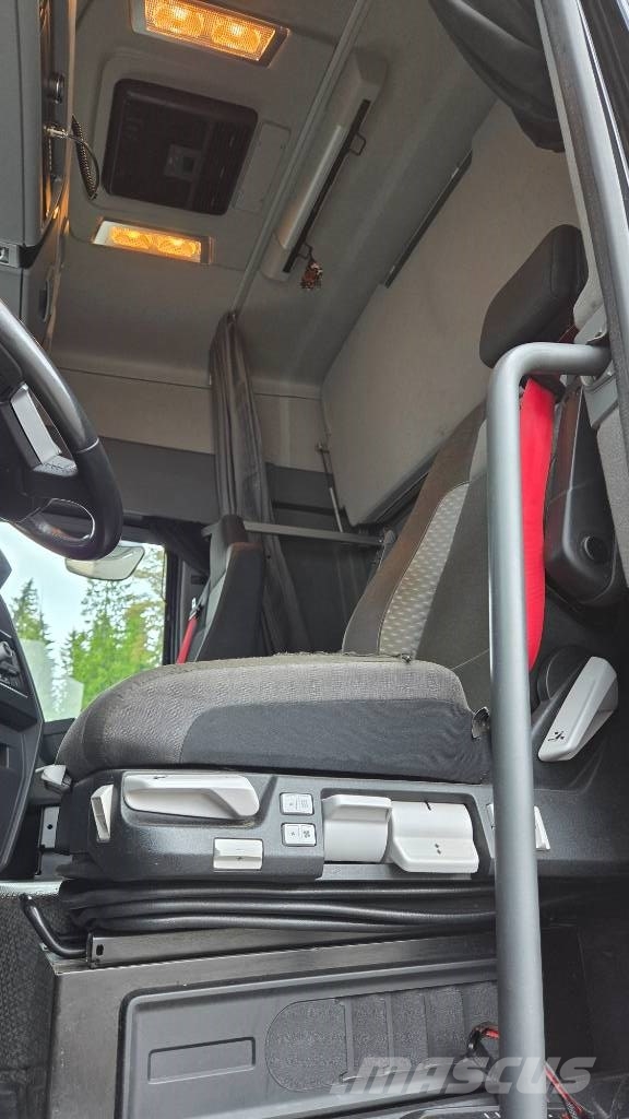 Volvo Renu C530 8x4 Koukkulava kuorma-autot