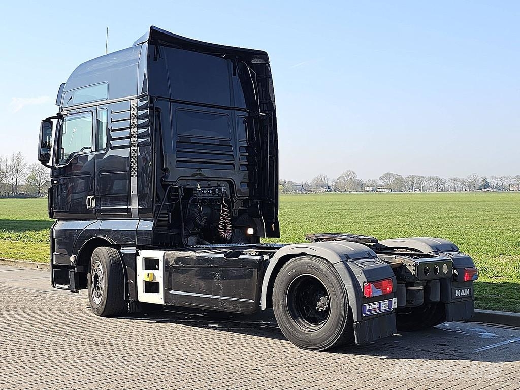 MAN 18.460 TGX وحدات الجر