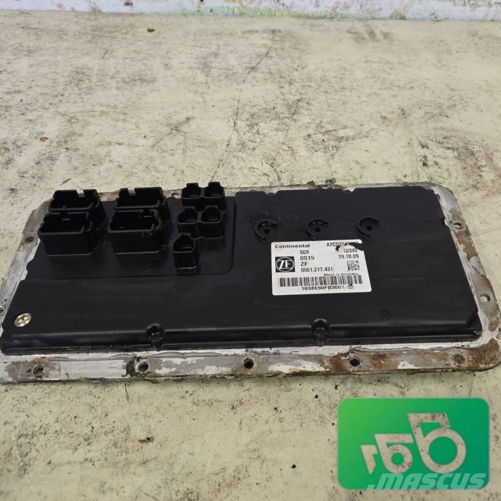 Claas Cmatic / New Holland TVT / Case CVX / Steyr ZF Transmission Control Unit 0501217431 Chasis y suspención