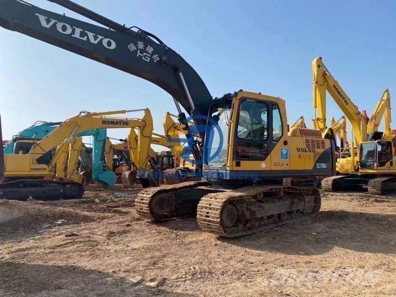 Volvo EC210BLC حفارات زحافة