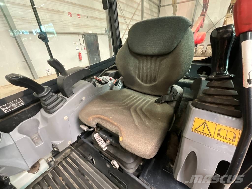Kubota KX 027-4 حفارات صغيرة أقل من 7 طن (حفارات صغيرة)