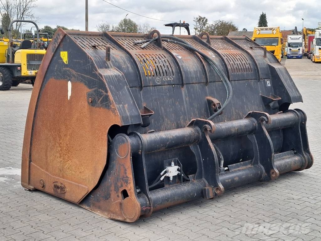 JCB High dump bucket 7m3 ملحقات أخرى للحفر والتحميل