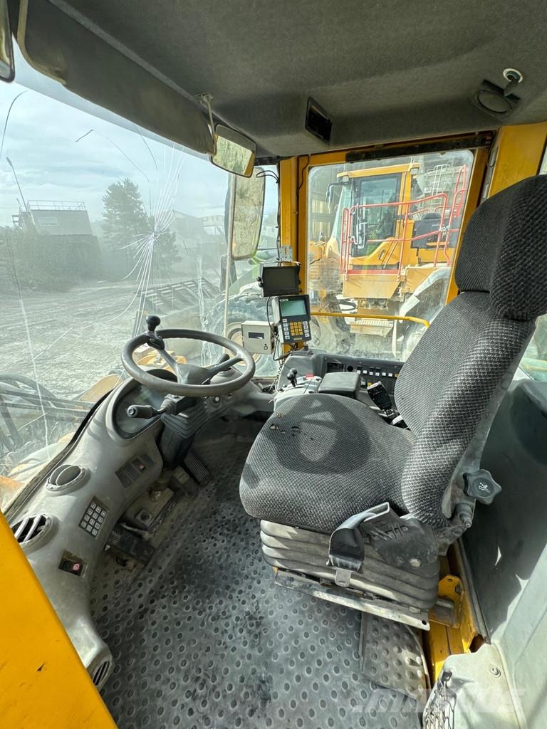 Volvo L180E Wielladers