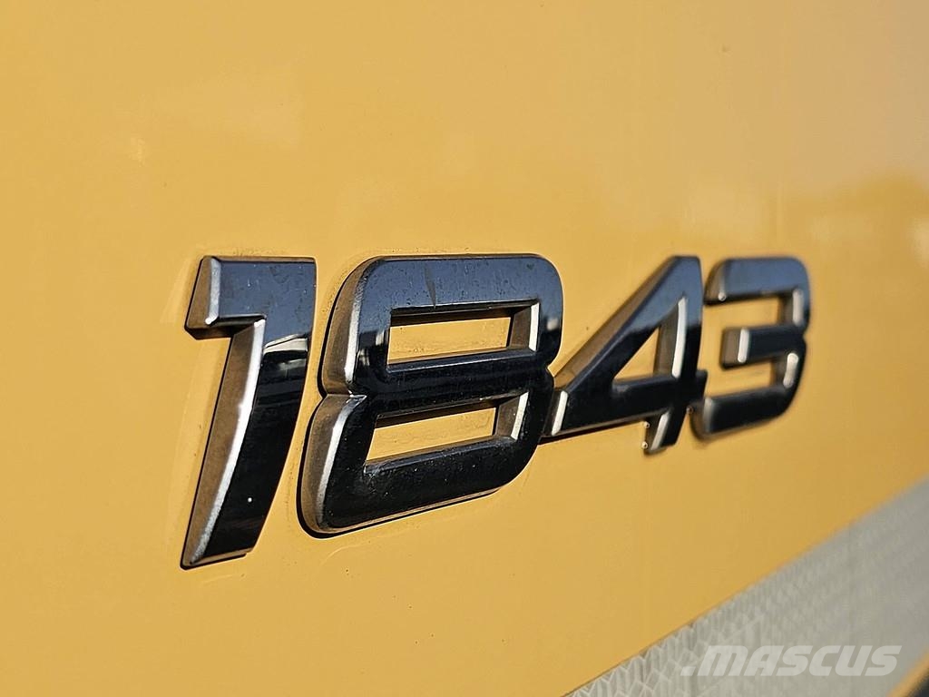Mercedes-Benz ACTROS 1843 Sadulveokid