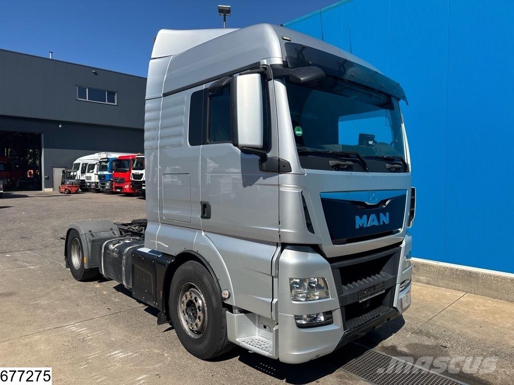 MAN TGX 18 560 EURO 6, Retarder, Standairco, Hydraulic Ťahače