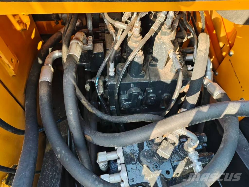 Hyundai 220 Bageri guseničari