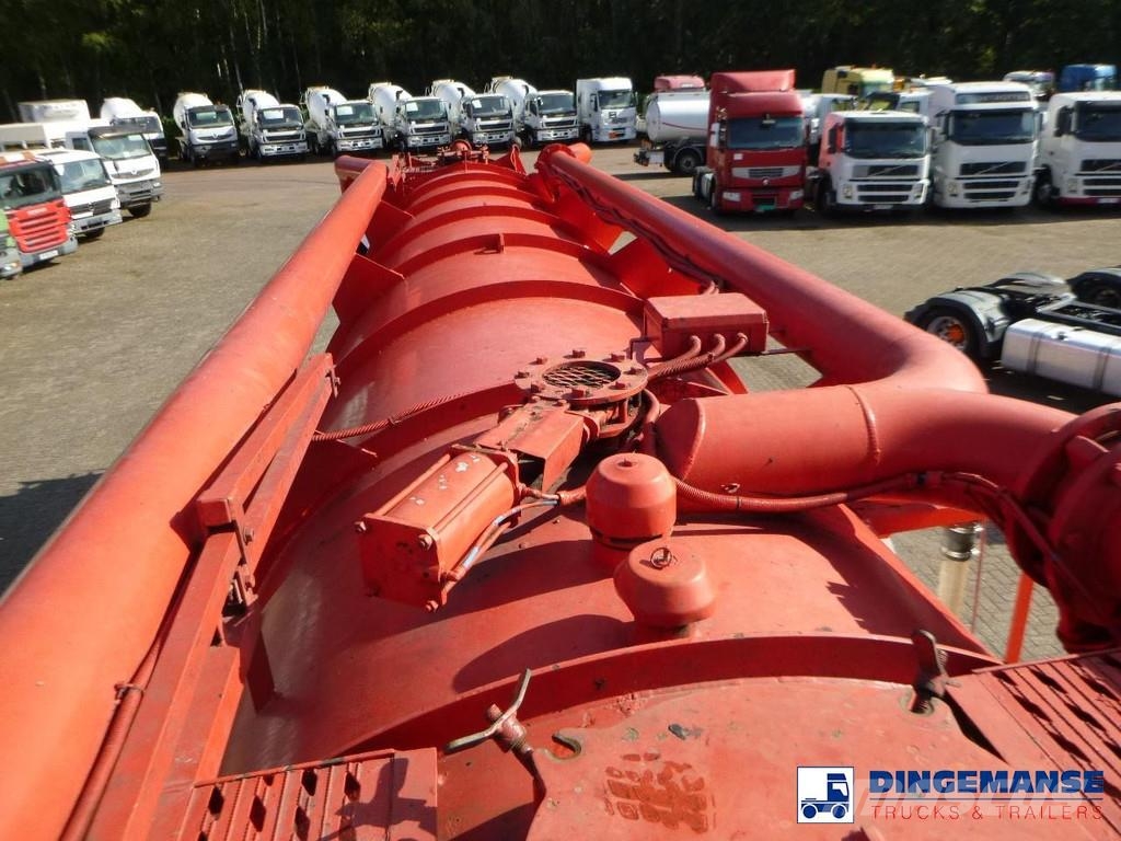 AHP Vacuum tank steel (tipping) 29 m3 / 1 comp Напівпричепи-автоцистерни