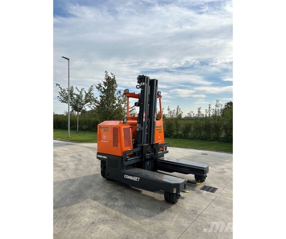Combilift MR4 Nelitietrukit
