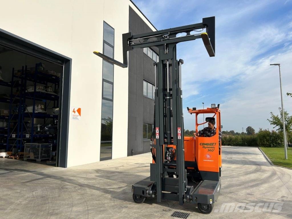 Combilift MR4 Nelitietrukit