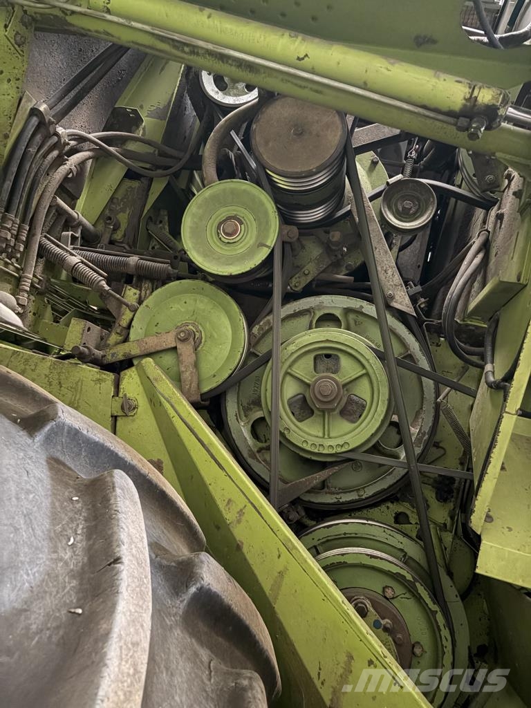 CLAAS Dominator 108 Classic Leikkuupuimurit