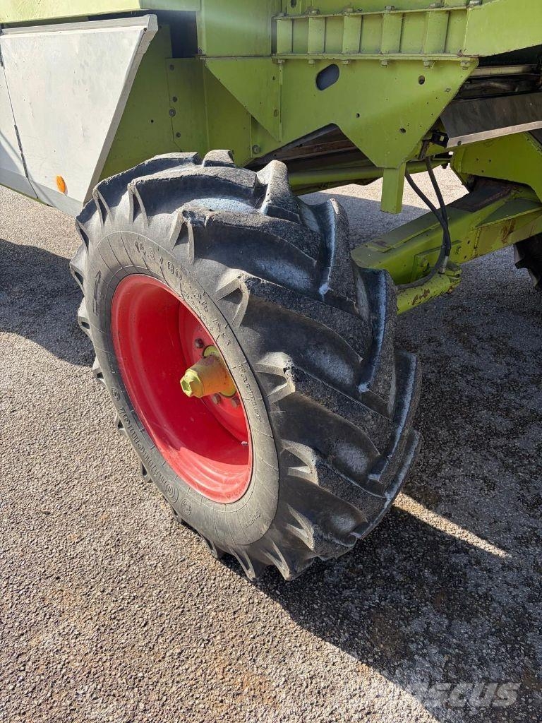 CLAAS Dominator 108 Classic 联合收割机