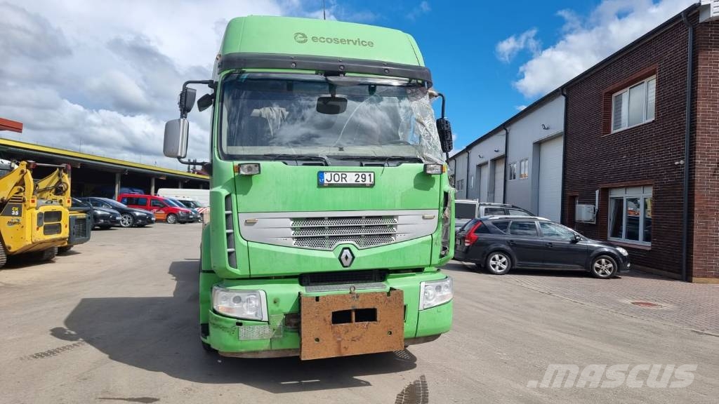 Renault Midlum 6X2 Camiones con caja de remolque