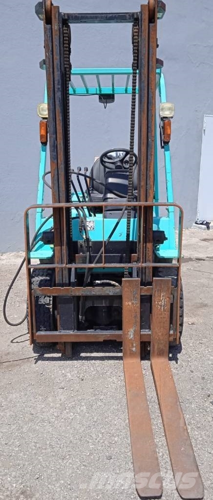 Mitsubishi FG25K Plinski viljuškari