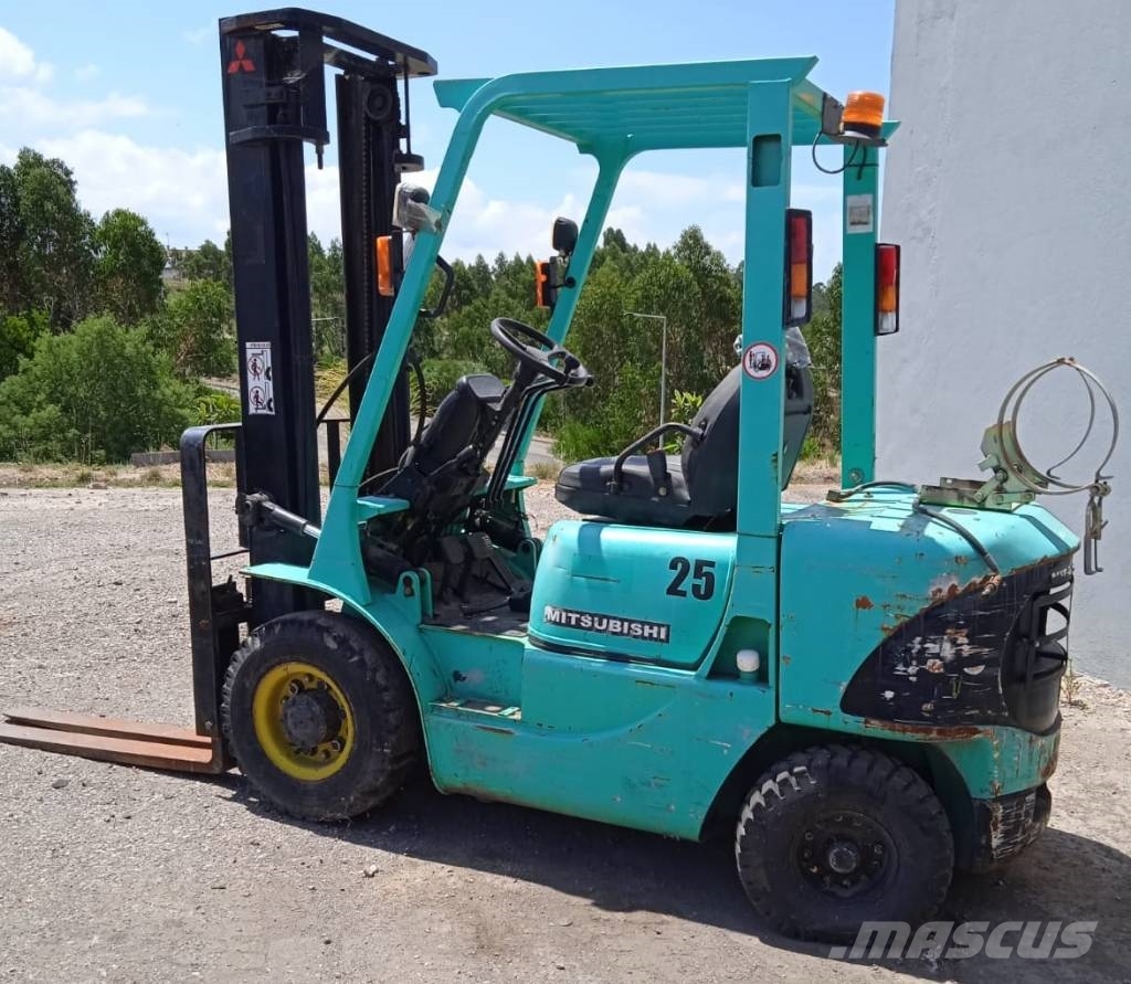 Mitsubishi FG25K Plinski viljuškari