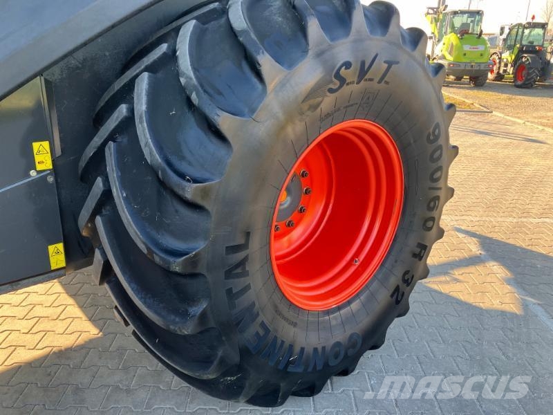CLAAS LEXION 600 Mietitrebbiatrici
