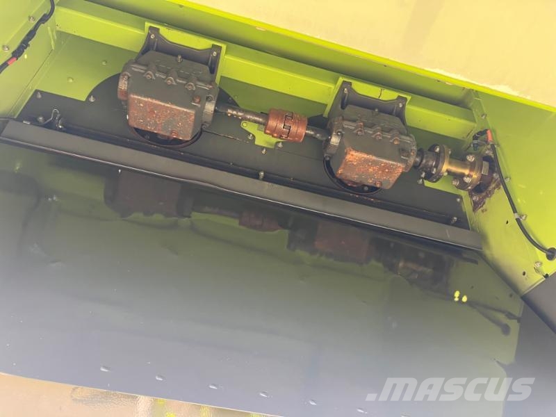 CLAAS LEXION 600 Mietitrebbiatrici