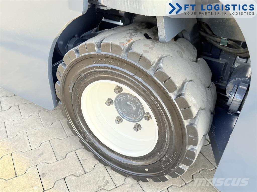 Combilift C5000SL | DIESEL | TRIPLEX 6100MM | FORK POSITIONE شاحنة المناولة رباعية الاتجاهات