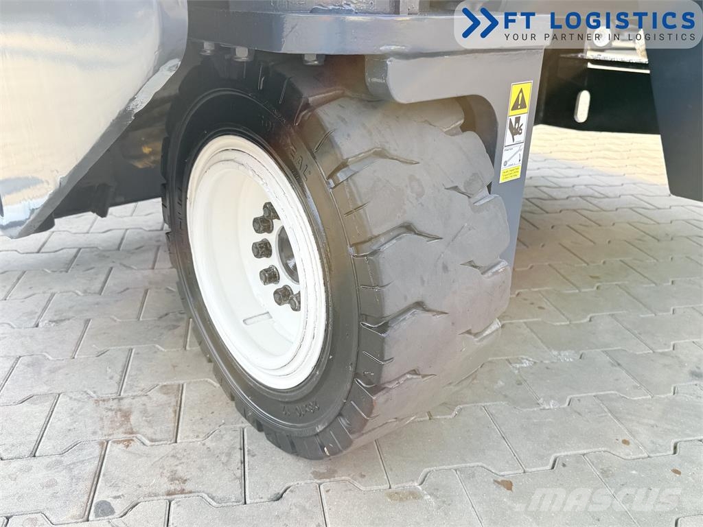 Combilift C5000SL | DIESEL | TRIPLEX 6100MM | FORK POSITIONE شاحنة المناولة رباعية الاتجاهات