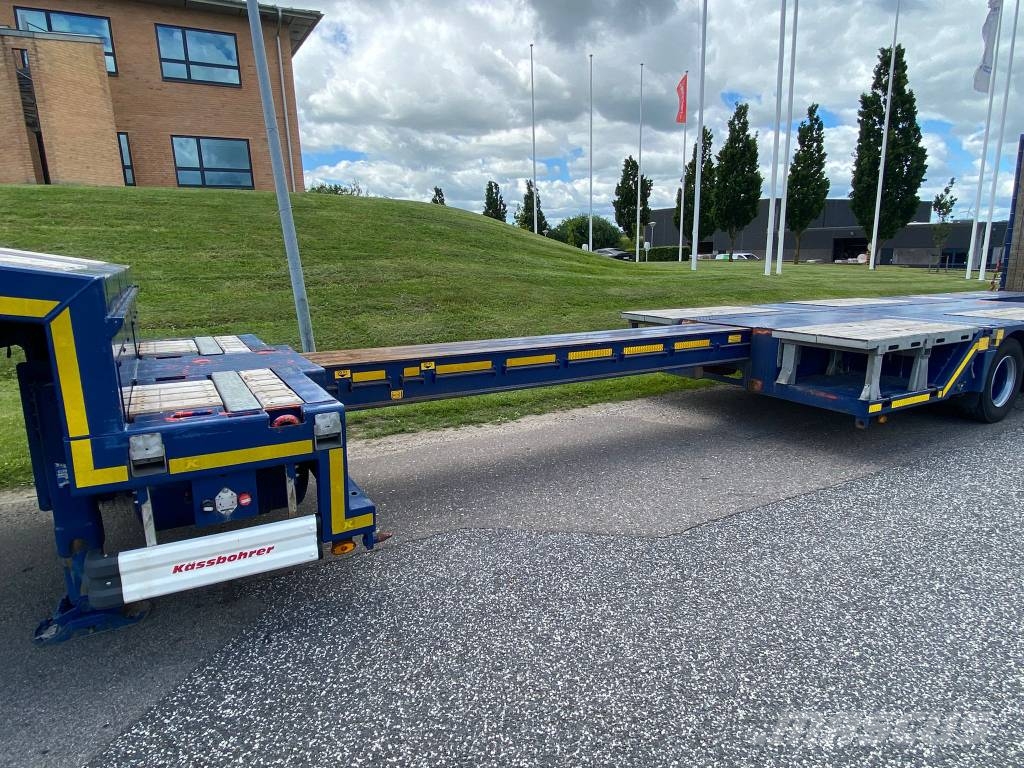 Kässbohrer SLA-R4 maskintrailer med udtræk og hjulbrønde Semi-reboques de caixa aberta/dropside
