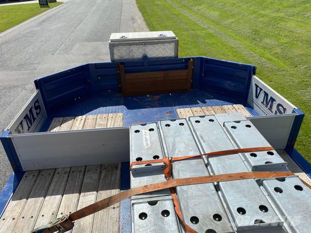 Kässbohrer SLA-R4 maskintrailer med udtræk og hjulbrønde Semi-reboques de caixa aberta/dropside