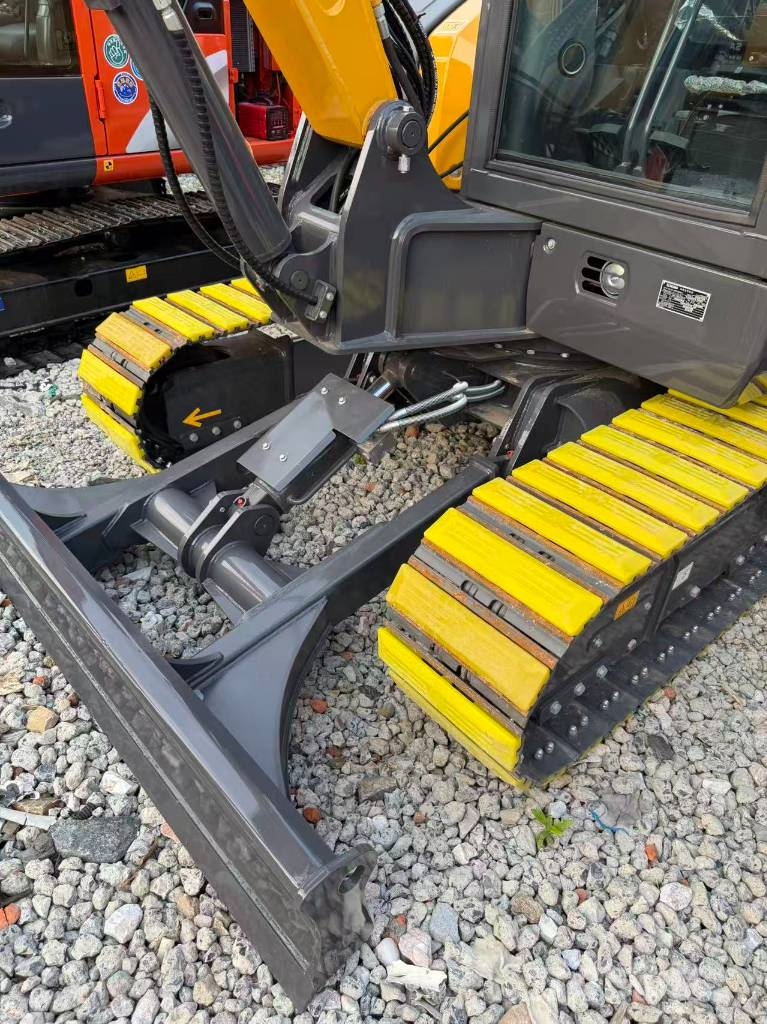 XCMG XE 60 G Pro Bagri goseničarji