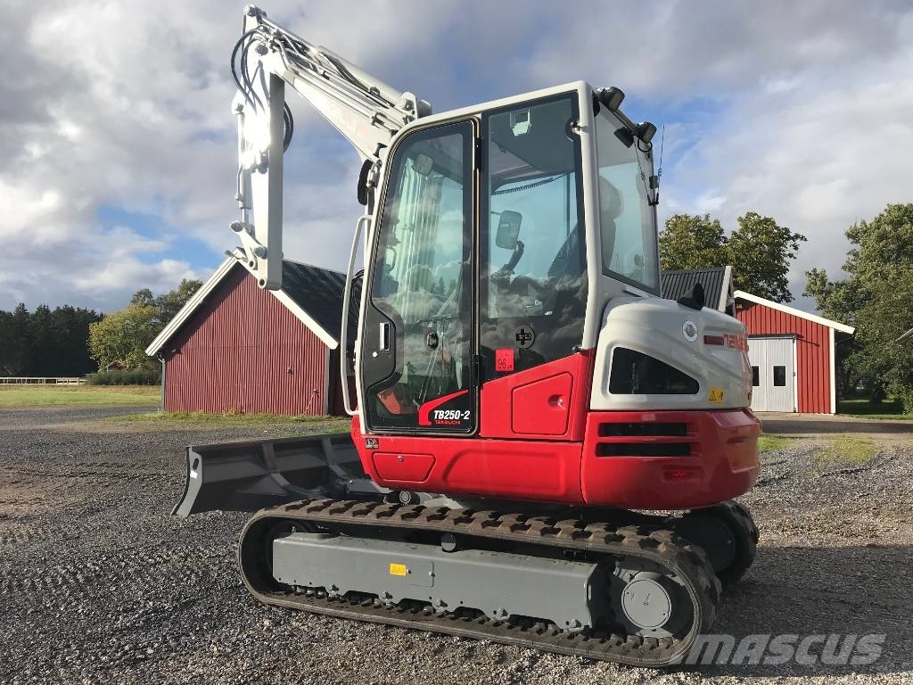 Takeuchi TB250-2 Mini bageri < 7t