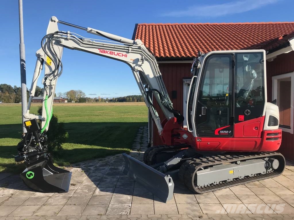 Takeuchi TB250-2 Mini bageri < 7t
