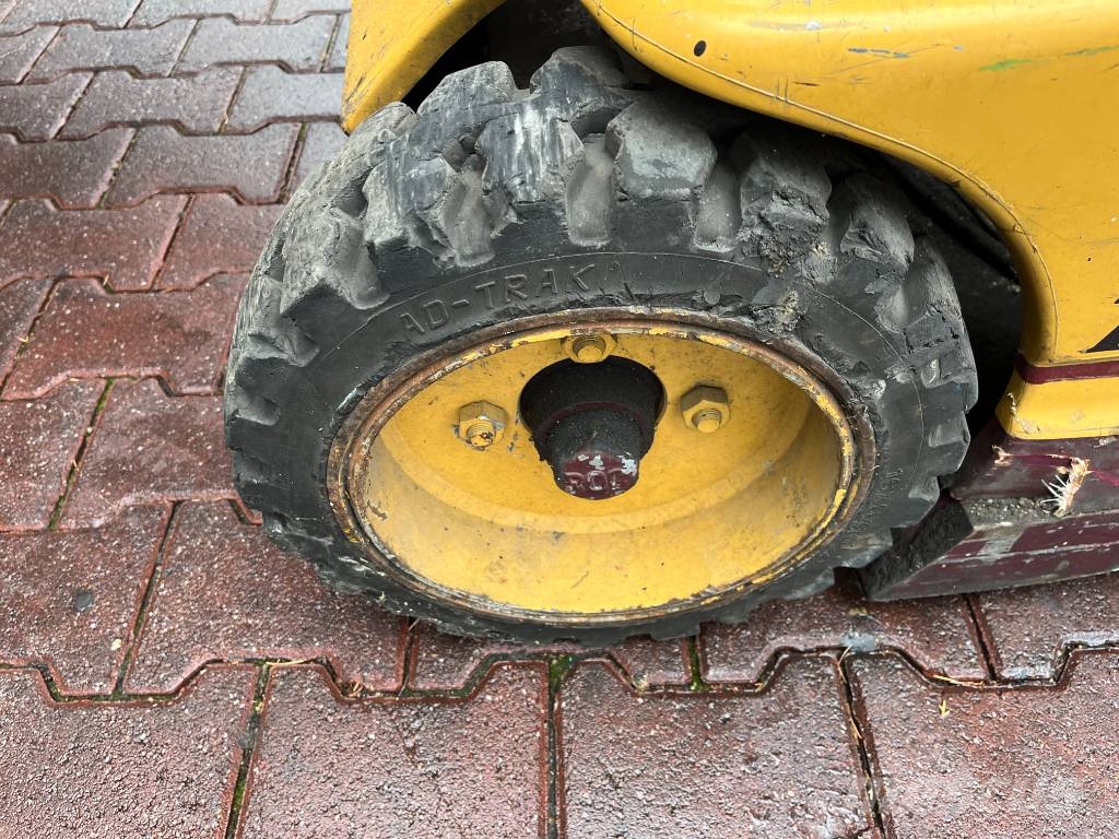 Grove TOUCAN 1100C V-4140 IO Kompakte selbstfahrende Hebebühnen