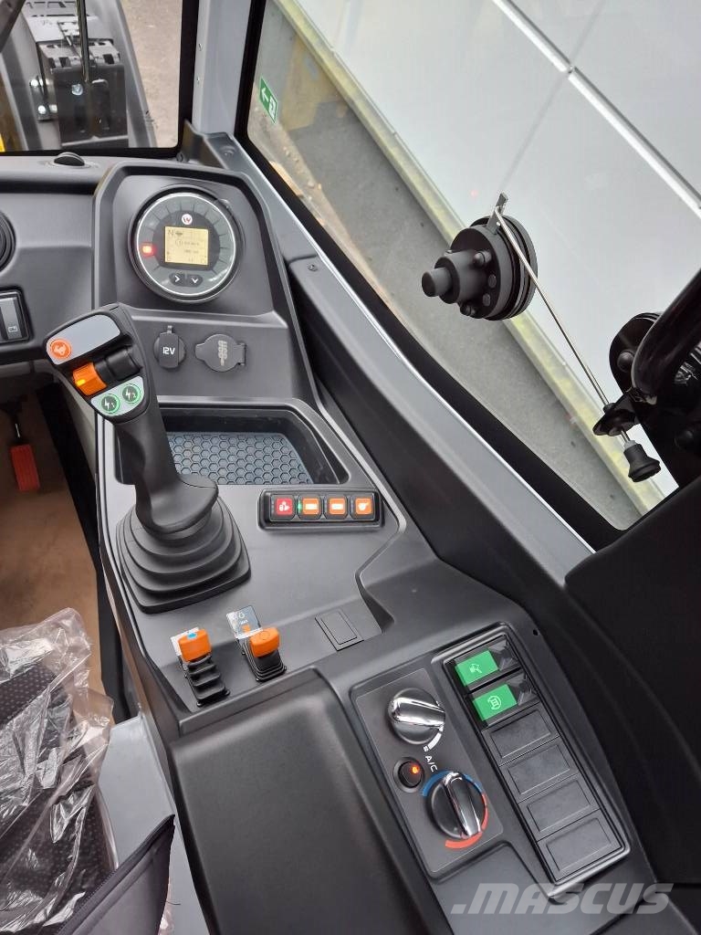 Wacker Neuson WL 750 **UUTUUS** Chargeuse sur pneus