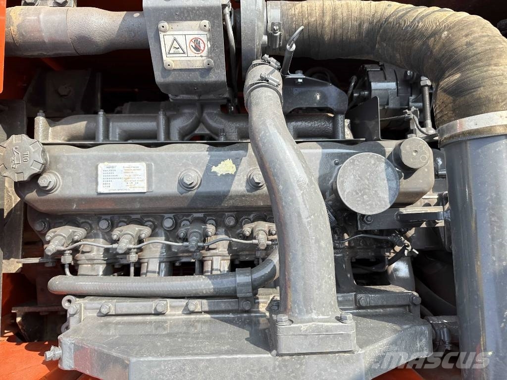 Doosan DX140LC-9C حفارات زحافة