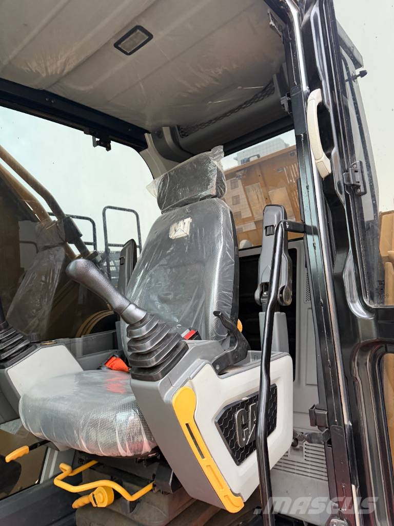 CAT 345GC 3000 units excavators in stock Raupenbagger