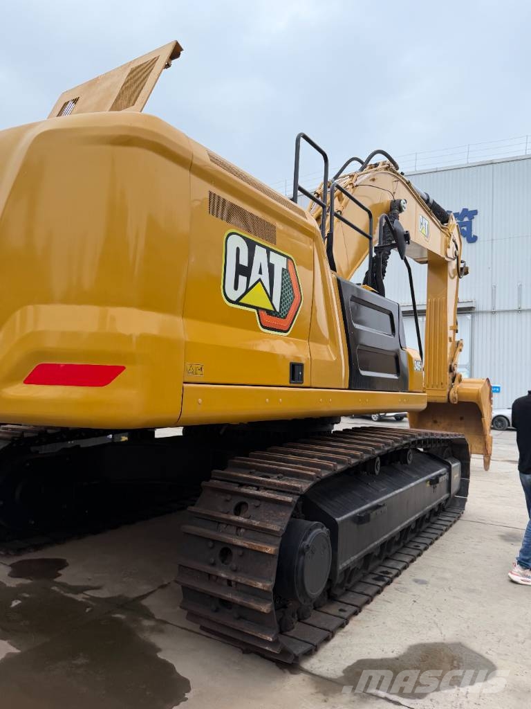 CAT 345GC 3000 units excavators in stock Raupenbagger