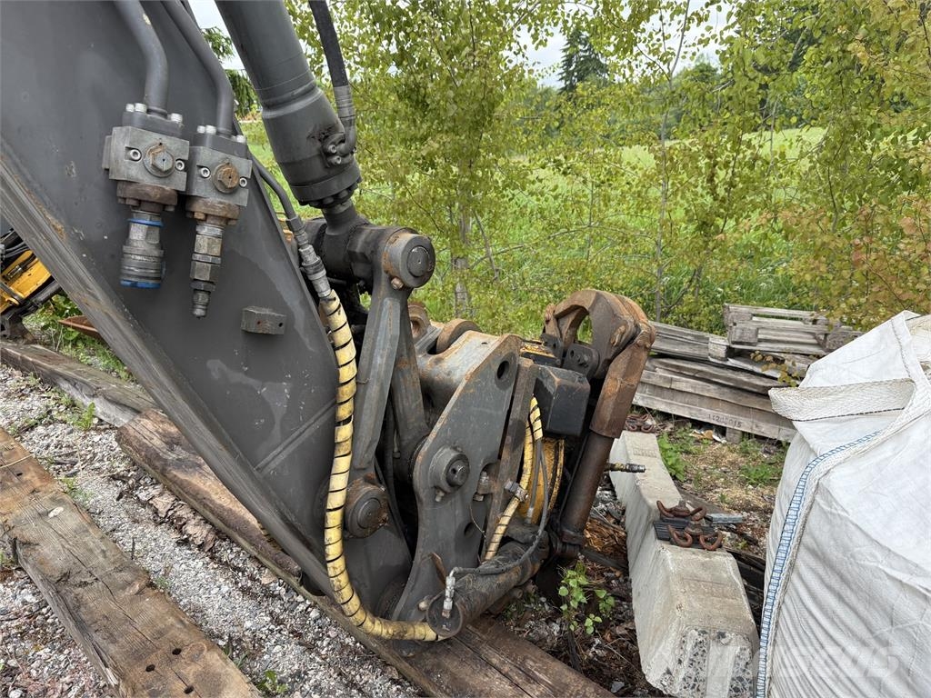 Volvo EW160C / Engcon tiltrotator with grapple / Rail ge Wielgraafmachines