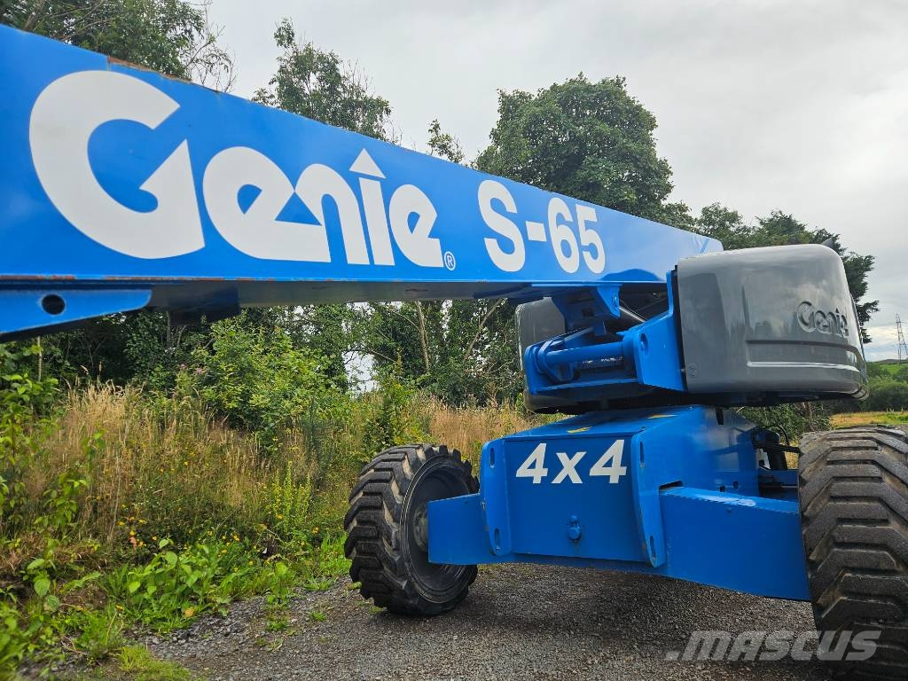 Genie S65 Plataformas con brazo de elevación telescópico