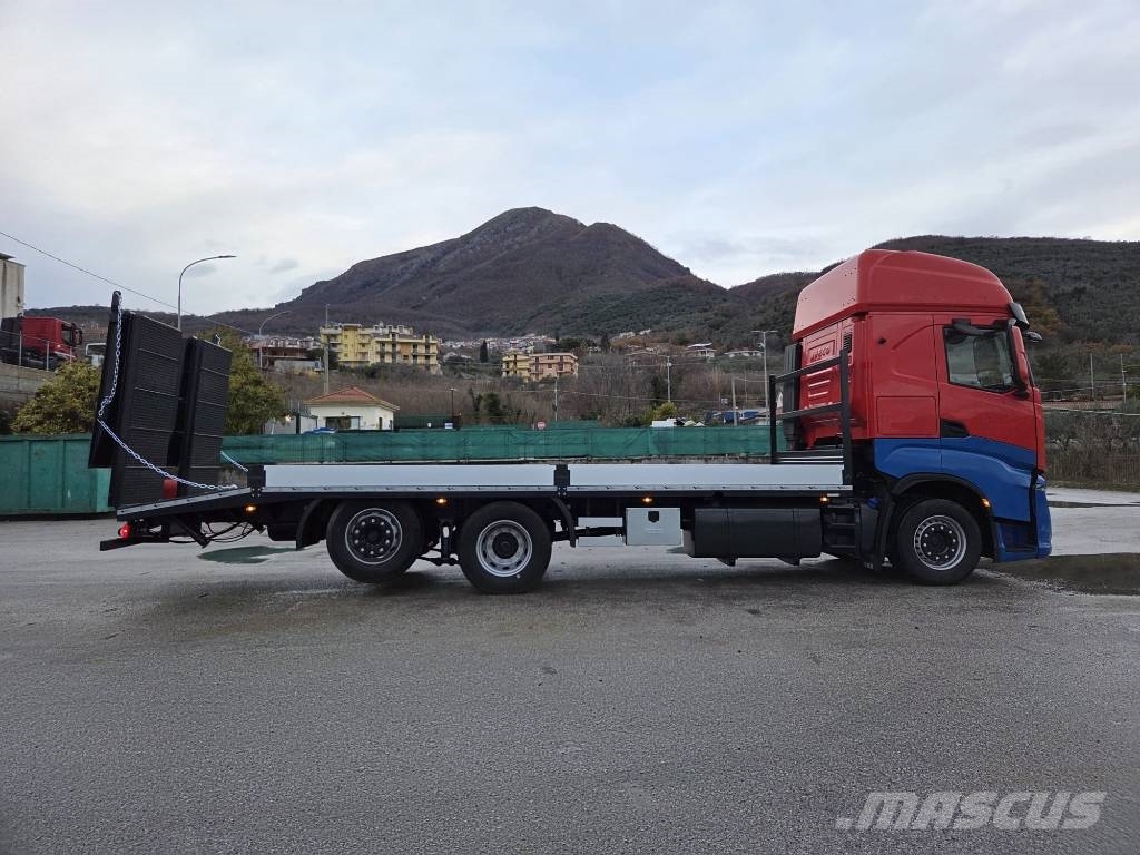 Iveco S-Way AS 260S48 Beavertail Caminhões de mesa / guincho