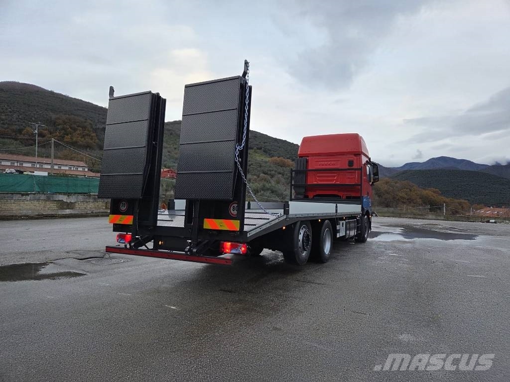 Iveco S-Way AS 260S48 Beavertail Caminhões de mesa / guincho