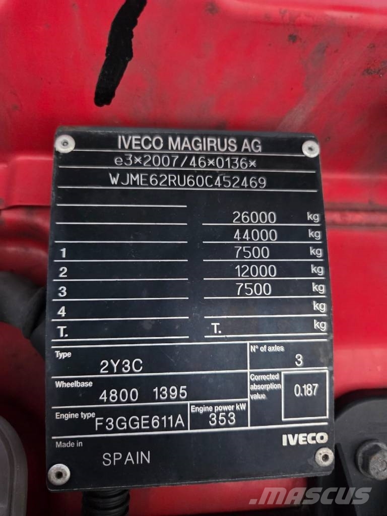 Iveco S-Way AS 260S48 Beavertail Caminhões de mesa / guincho