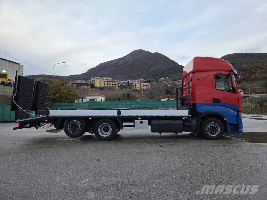Iveco S-Way AS 260S48 Beavertail Caminhões de mesa / guincho