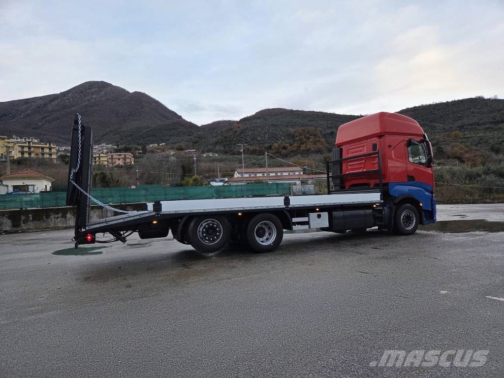 Iveco S-Way AS 260S48 Beavertail Caminhões de mesa / guincho