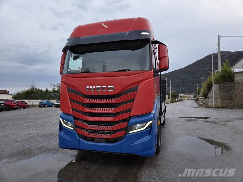 Iveco S-Way AS 260S48 Beavertail Caminhões de mesa / guincho