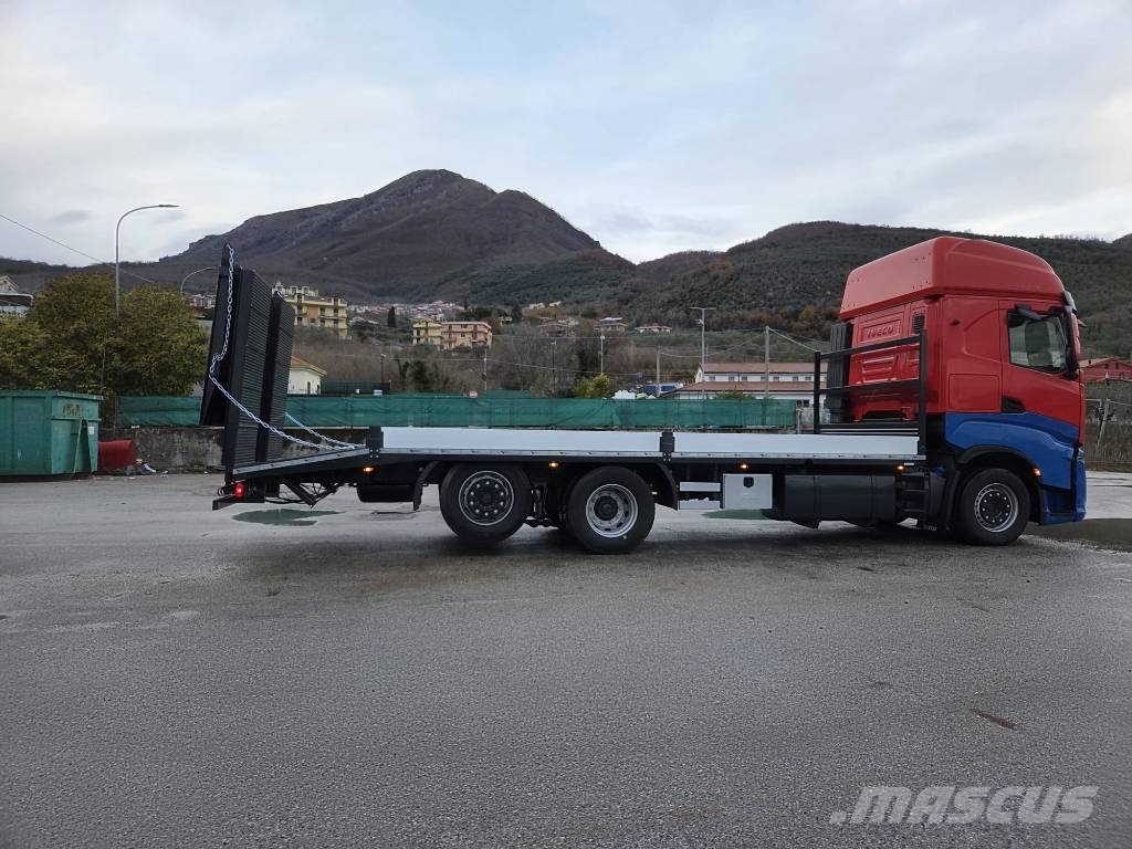 Iveco S-Way AS 260S48 Beavertail Caminhões de mesa / guincho