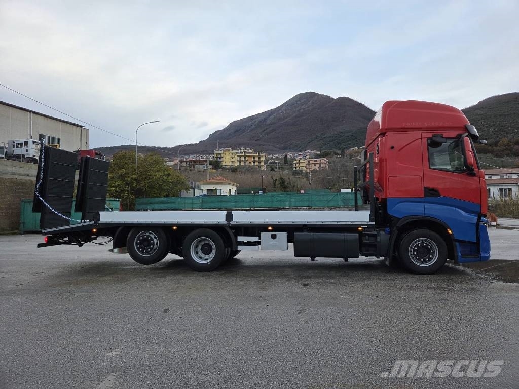 Iveco S-Way AS 260S48 Beavertail Caminhões de mesa / guincho