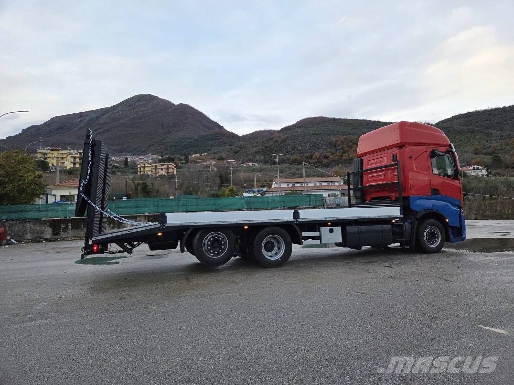 Iveco S-Way AS 260S48 Beavertail Caminhões de mesa / guincho