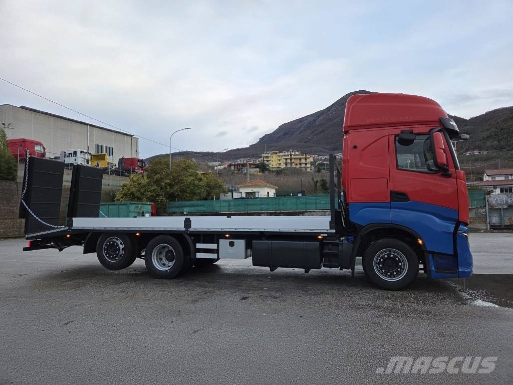 Iveco S-Way AS 260S48 Beavertail Caminhões de mesa / guincho