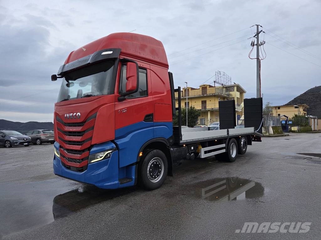 Iveco S-Way AS 260S48 Beavertail Caminhões de mesa / guincho