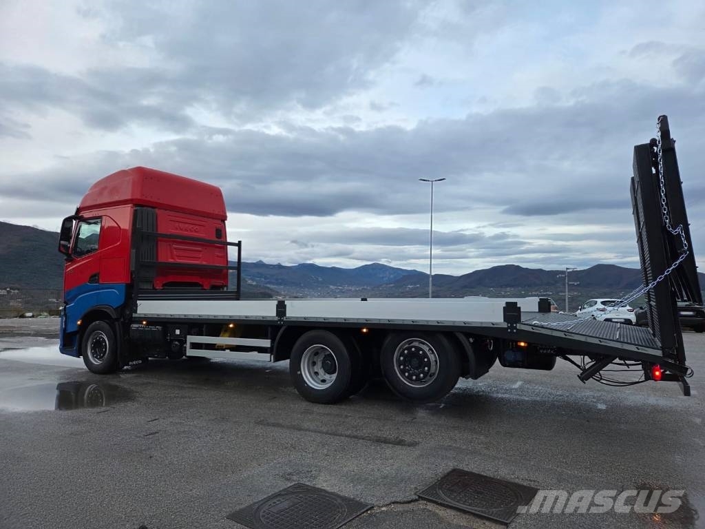 Iveco S-Way AS 260S48 Beavertail Caminhões de mesa / guincho