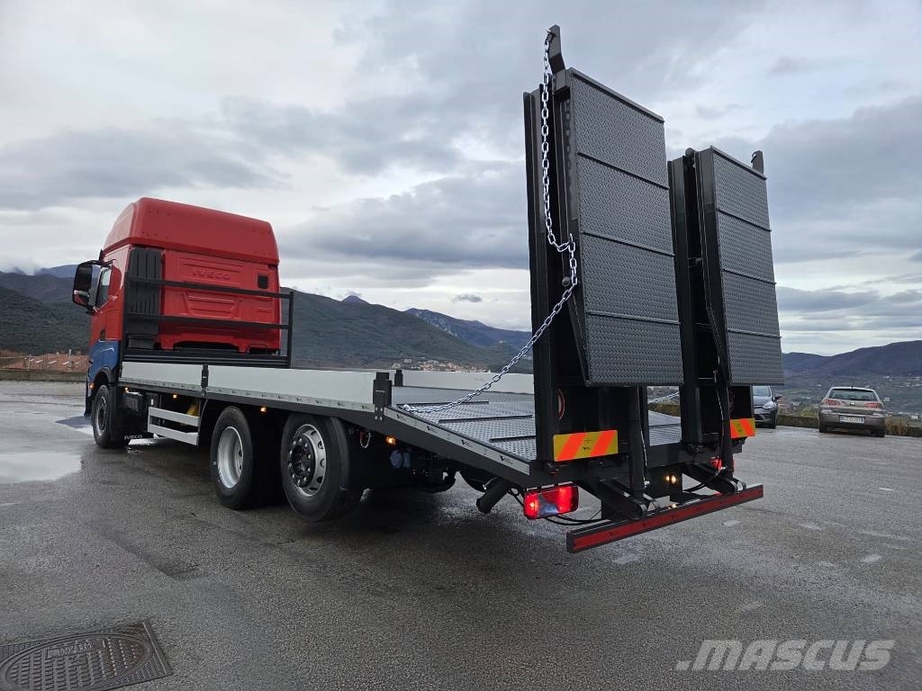 Iveco S-Way AS 260S48 Beavertail Caminhões de mesa / guincho